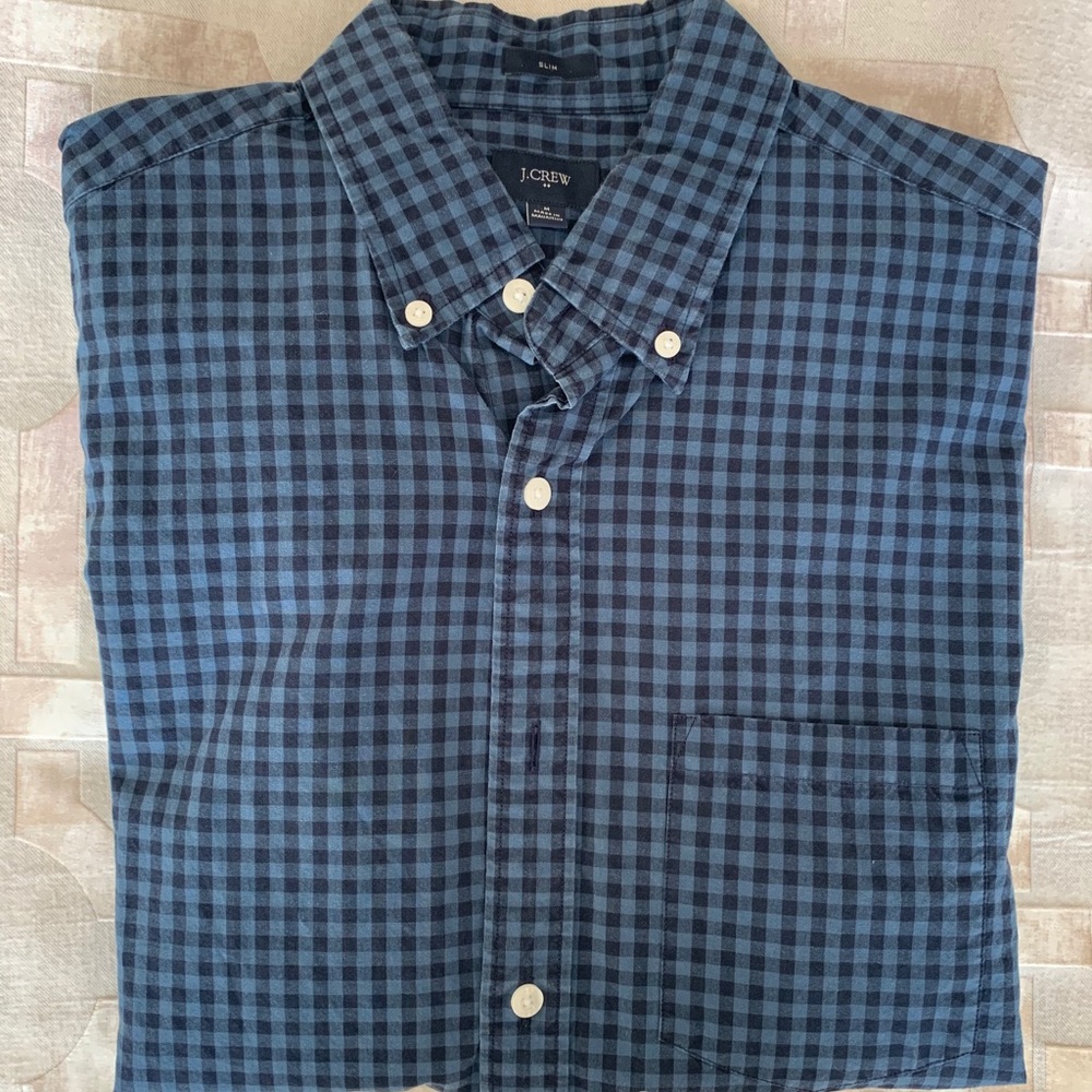 J. Crew Men’s Slim fit button-down shirt